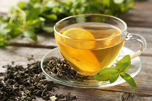 Зеленый чай помогает при COVID-19