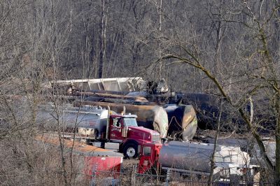Крушение поезда с химикатами в Огайо: почему американские СМИ с опозданием заметили экологическую катастрофу - новости экологии на ECOportal